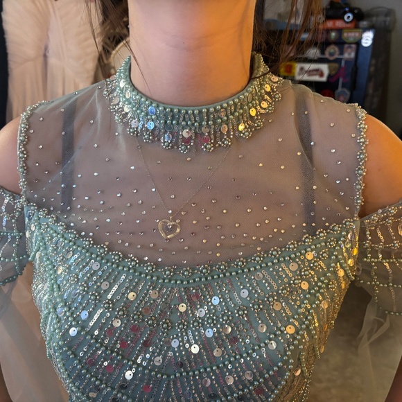 Women’s Teal Pageant/Prom Dress Size 8 with Sleeves - Picture 4 of 7